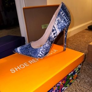 Shoe Republica Jean Pump